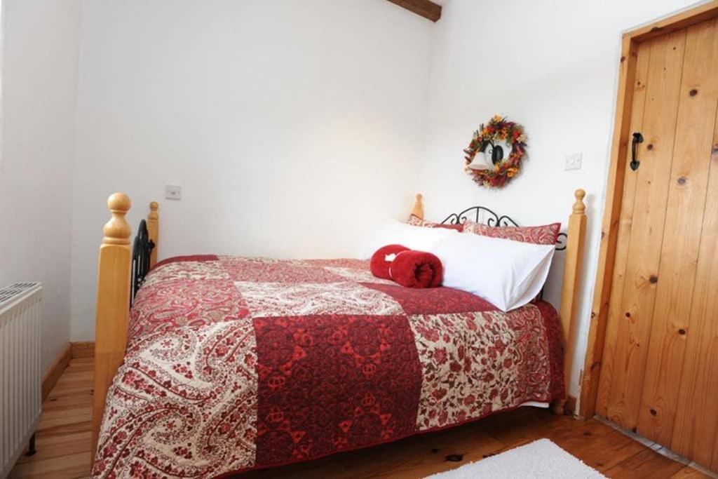 Red Stonecutters Cottage, Doolin Carrowauff Luaran gambar