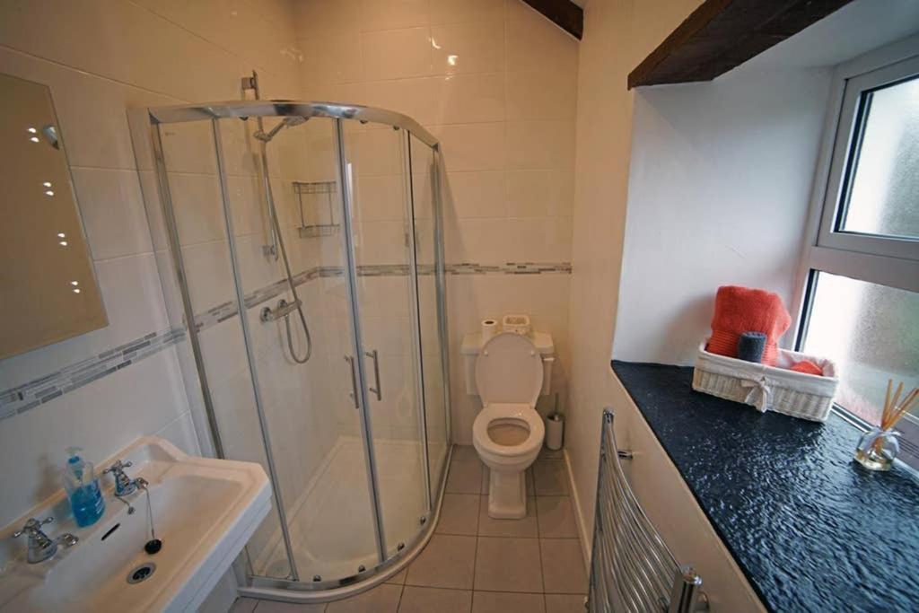 Red Stonecutters Cottage, Doolin Carrowauff Luaran gambar