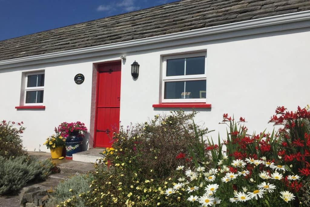 Red Stonecutters Cottage, Doolin Carrowauff Luaran gambar